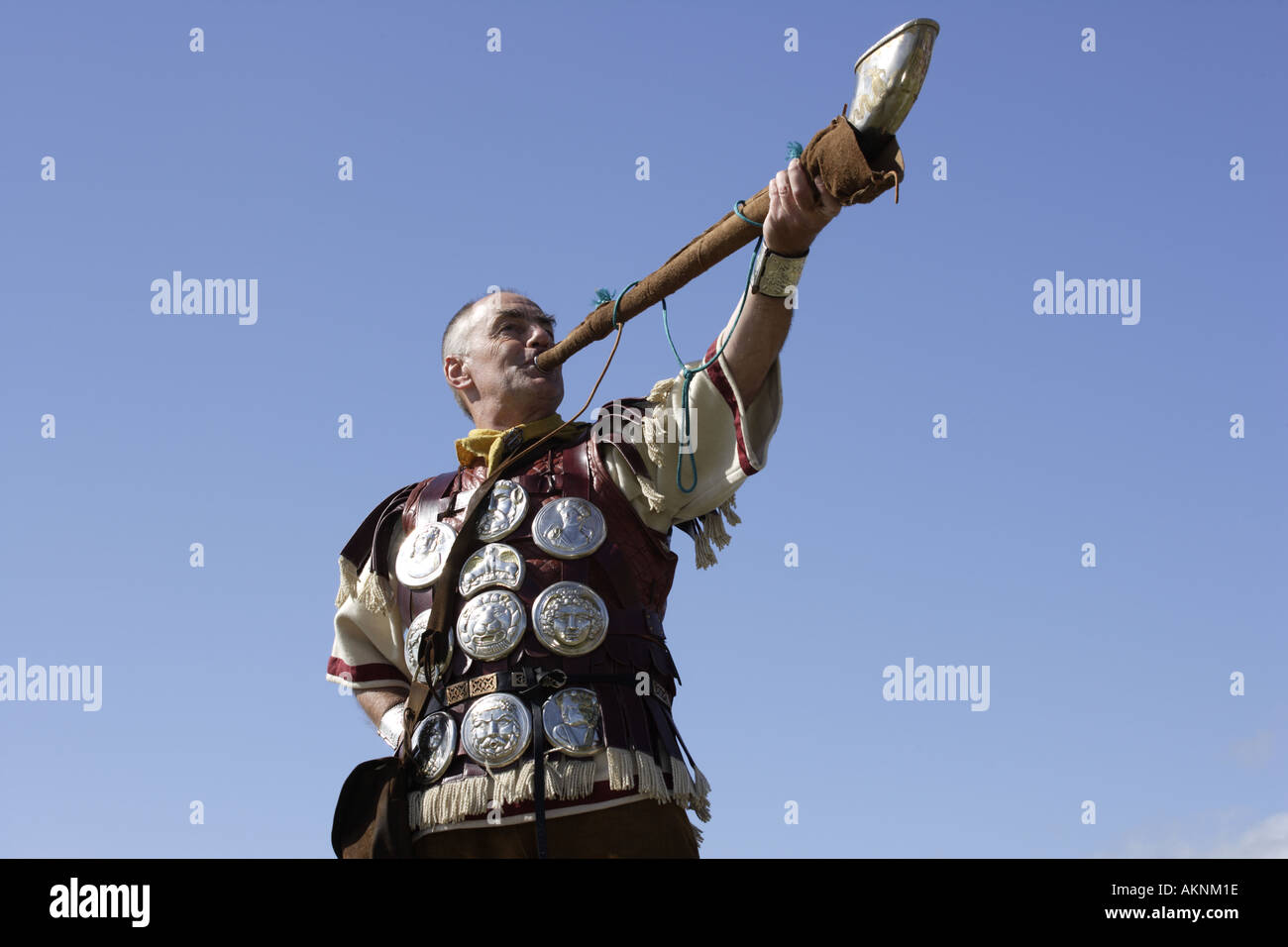 Corbridge Hadrian Wall Roman soldiers playing Lituus horn  Stock Photo