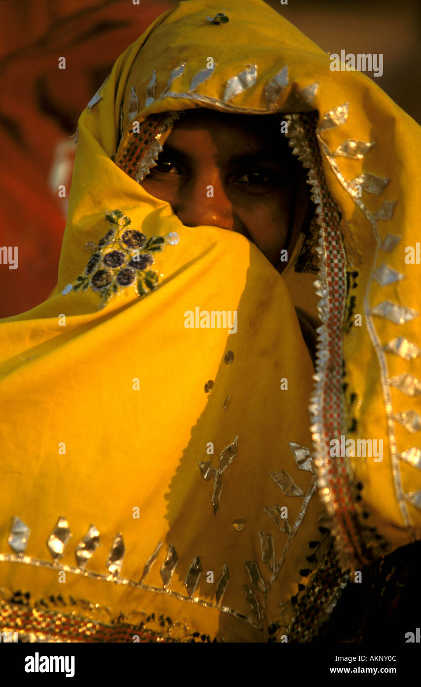 Indian woman in veil hi-res stock photography and images - Alamy