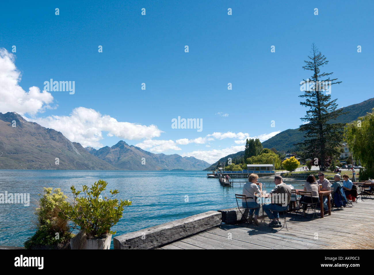 Lakeside Cafe Bar,  Lake Wakatipu, Queenstown, South Island, New Zealand Stock Photo