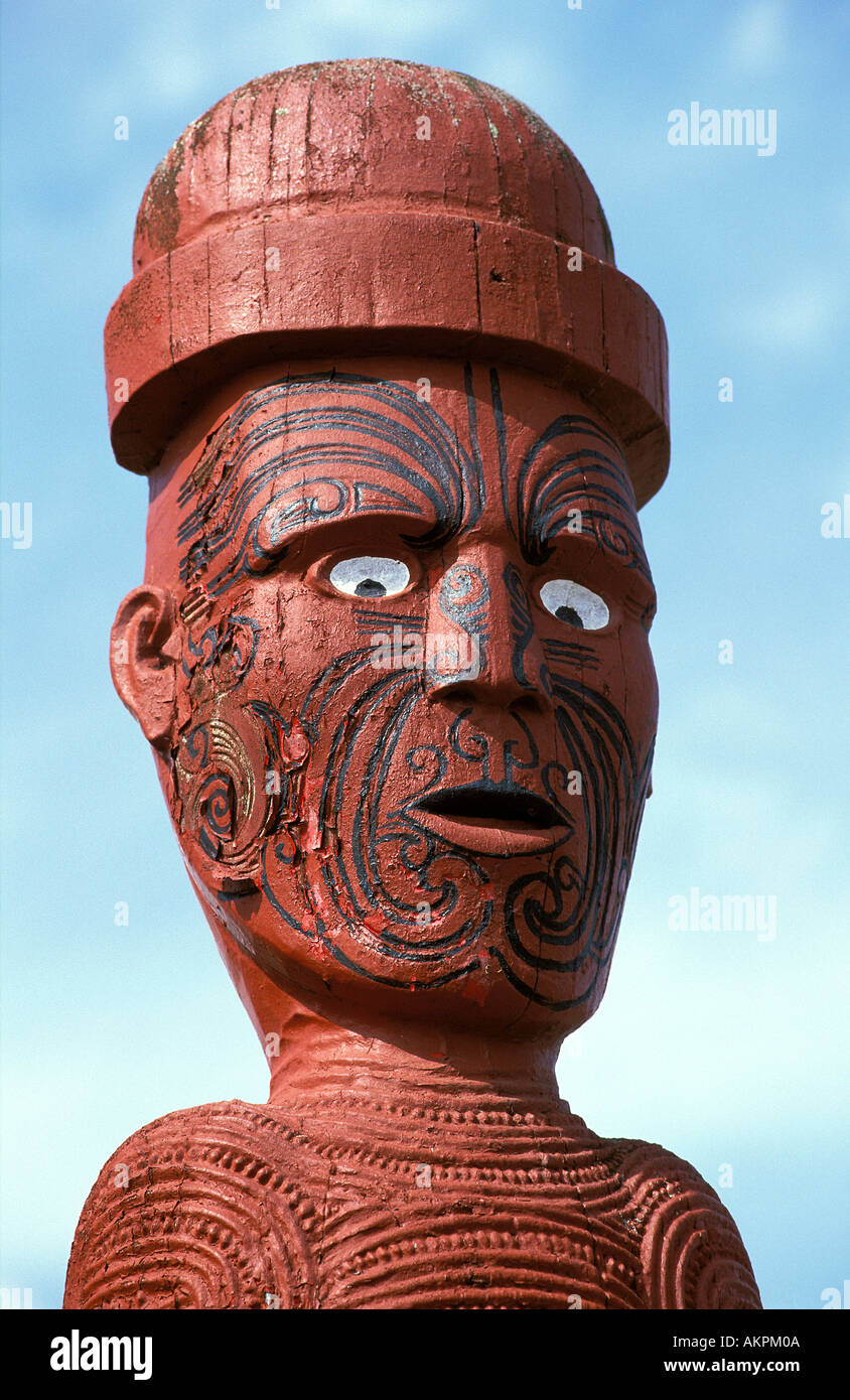 Rotorua Maori carving Stock Photo Alamy