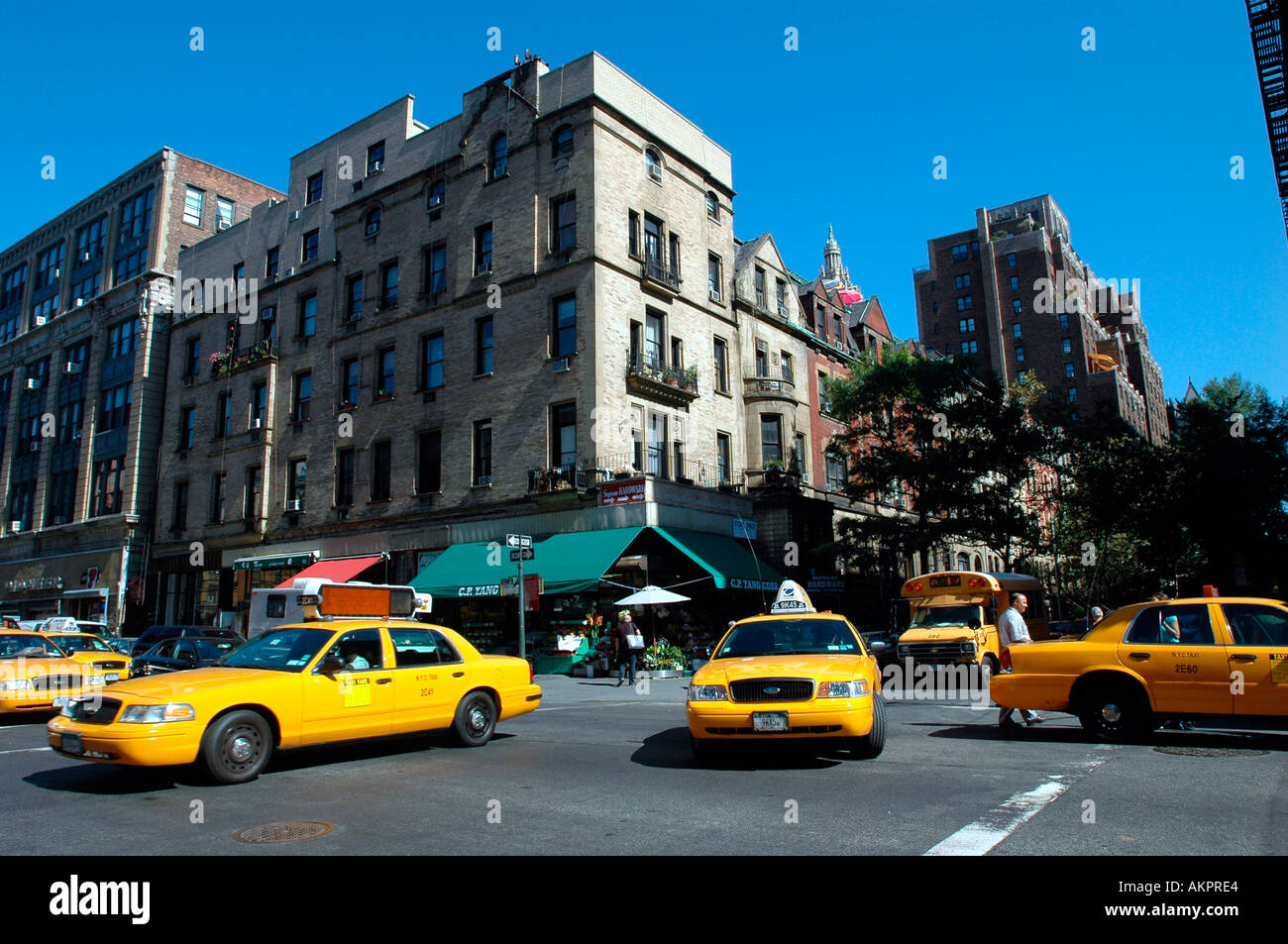 New york city shelter home hi-res stock photography and images - Alamy