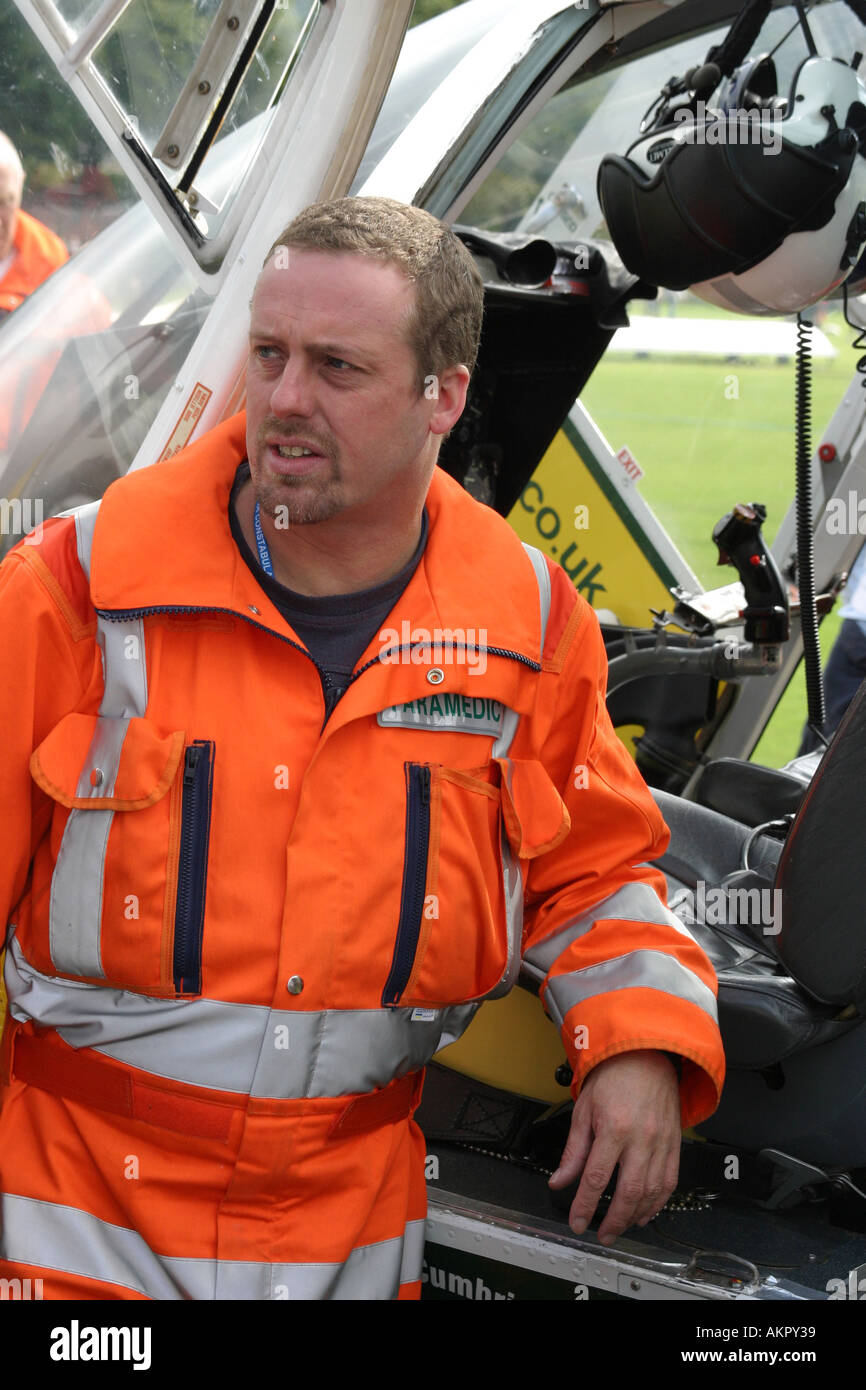 An ambulance crew member hi-res stock photography and images - Alamy
