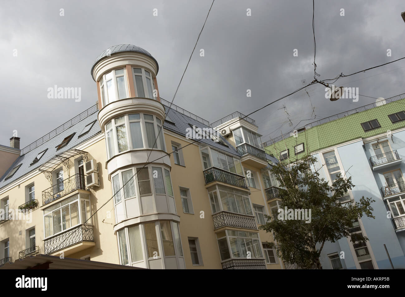 MODERN RESIDENTIAL APARTMENT DEVELOPMENT MOSCOW RUSSIA Stock Photo