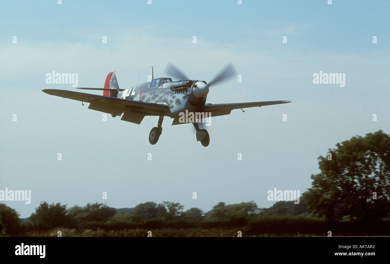 Hispano Ha 1 112 Mil Buchon Messerschimt Me 109 C 4k 102 G Bwue Of The Real Aeroplane Company Landing At Breighton Airfield Stock Photo Alamy Hispano Ha 1 112 Mil Buchon Messerschimt Me 109 C 4k 102 G Bwue Of The Real Aeroplane Company Landing At Breighton Airfield Stock Photo Alamy