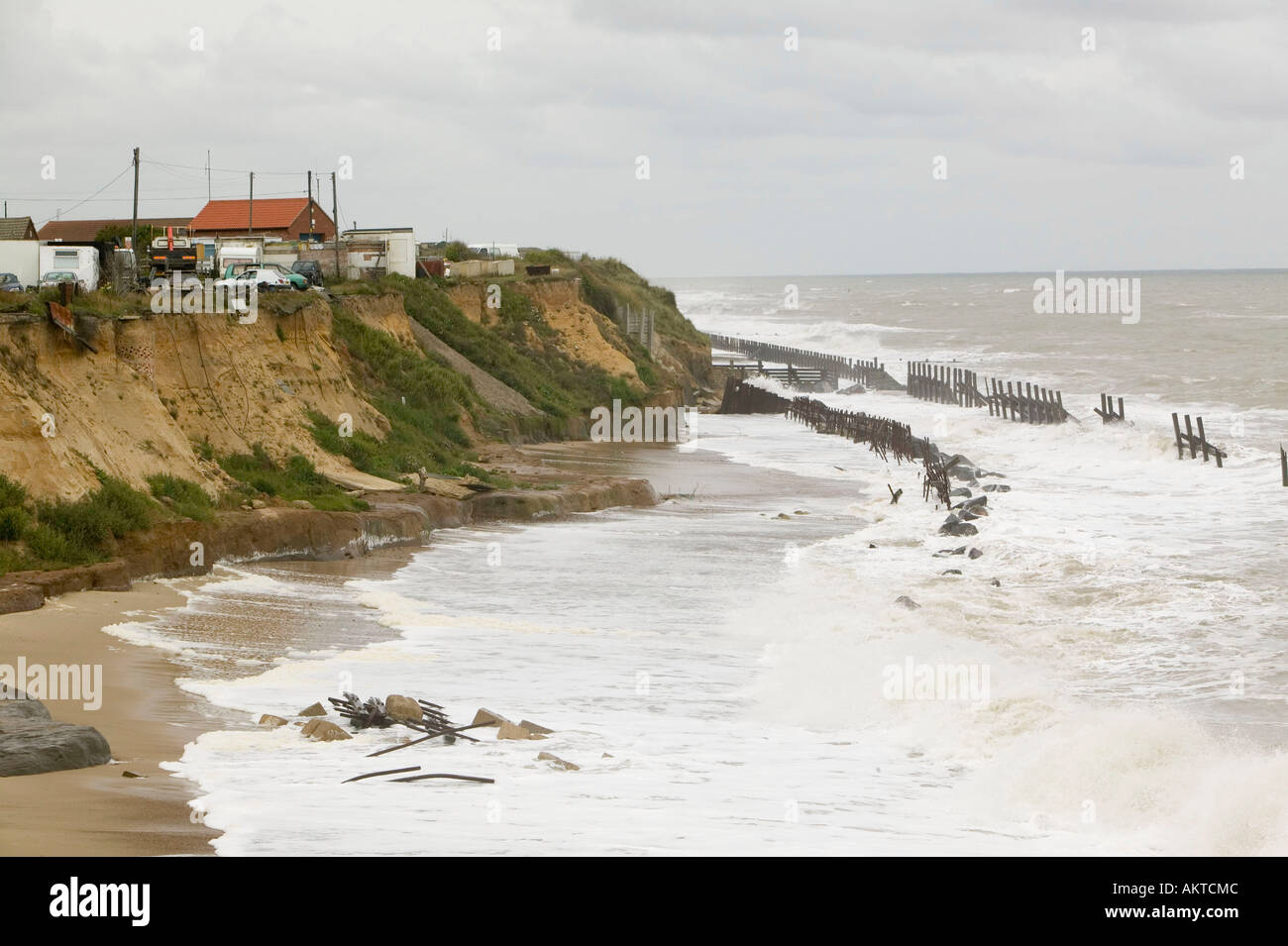 Rapid coastal erosion happisburgh norfolk hi-res stock photography and ...