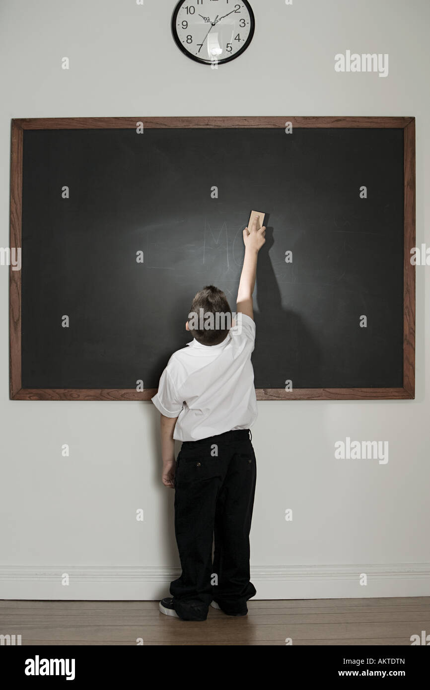 Cleaning blackboard hires stock photography and images Alamy