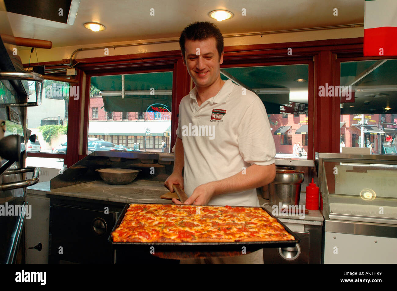 Joe s pizza joe s pizza hires stock photography and images Alamy