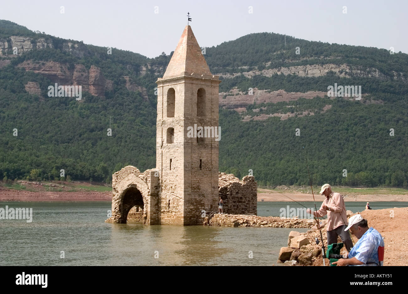 Pantano de Sau Scarcity of water in a Reservoir en Spain Stock Photo