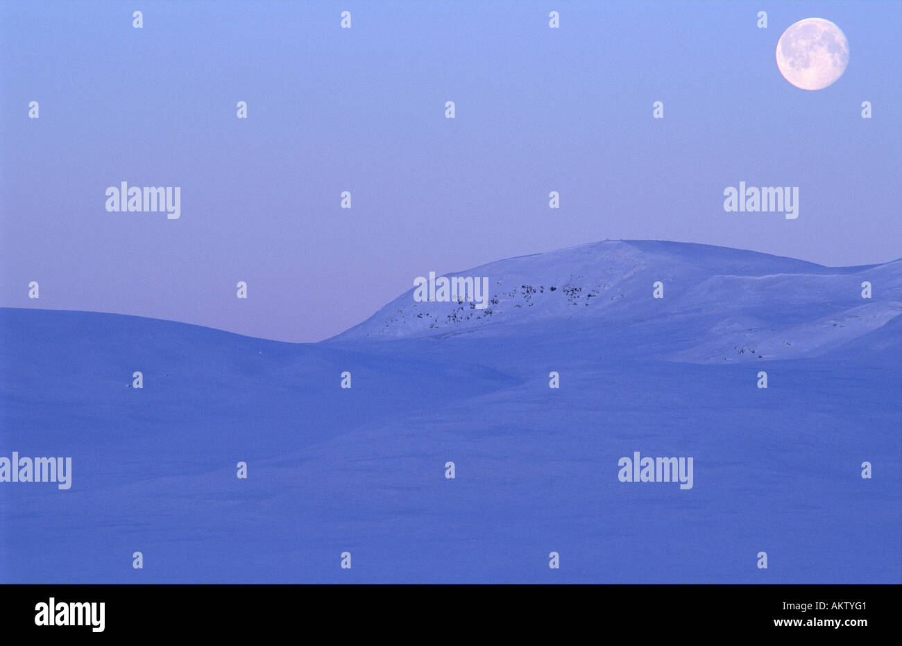 Moon mountain night hi-res stock photography and images - Alamy
