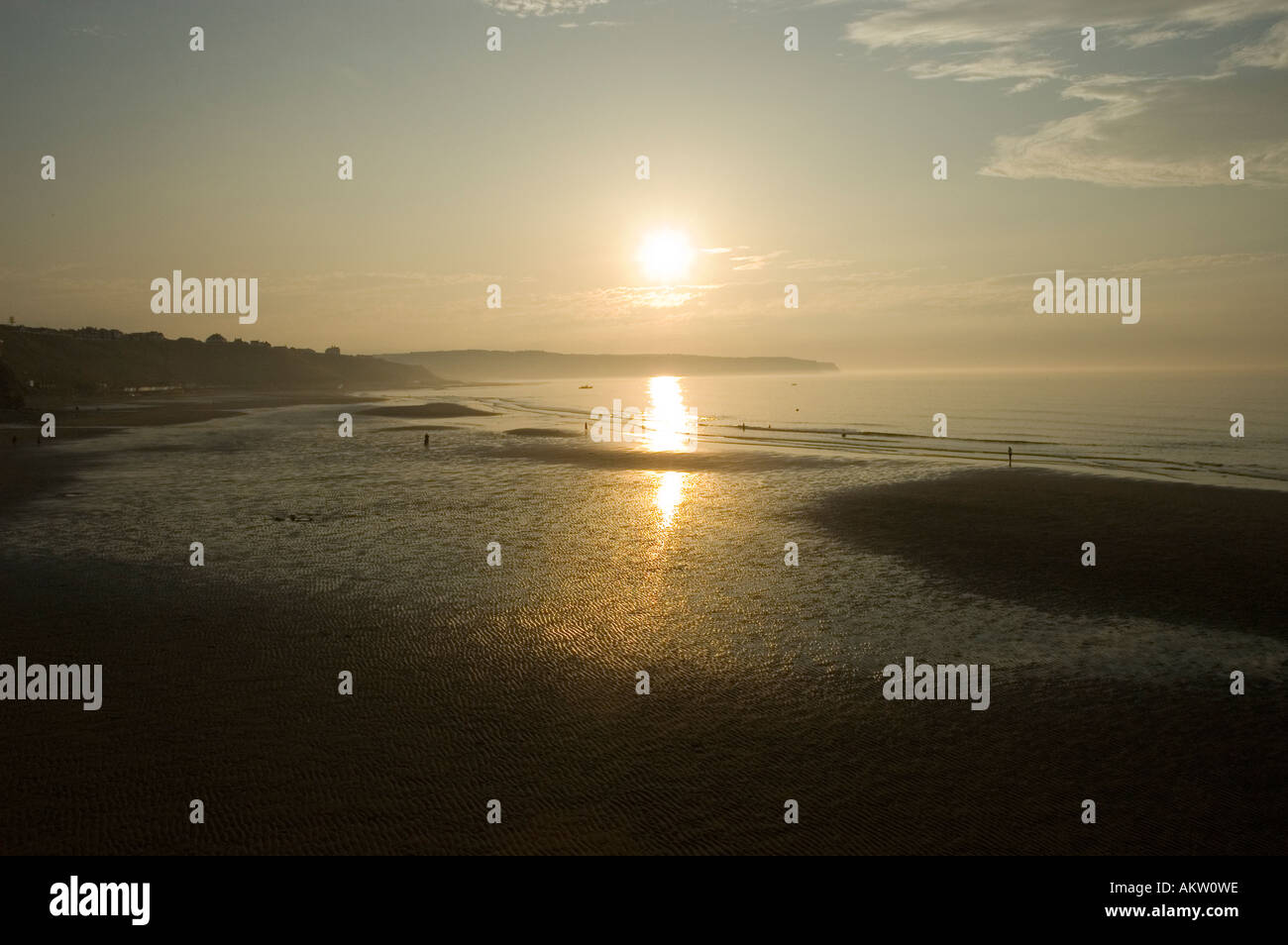 Whitby Sun Whitby days end hi-res stock photography and images - Alamy