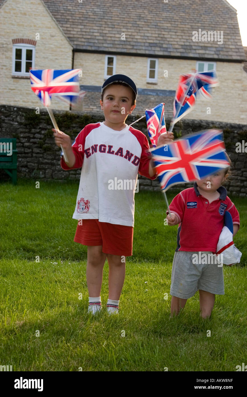 Children baseball team shirt hires stock photography and images Alamy
