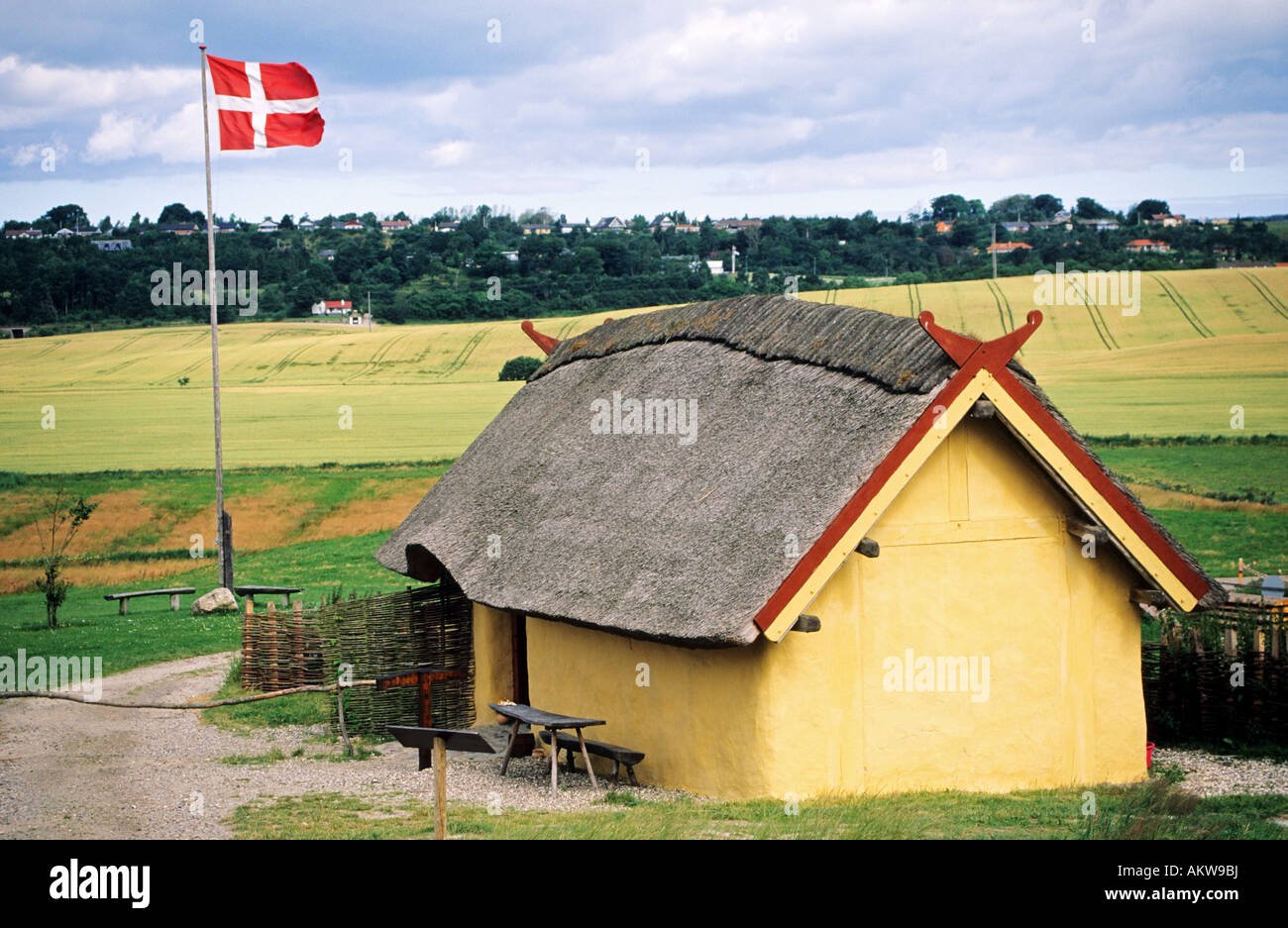 Danemark, Jutland, Hobro, reconstruction of a viking house at Fyrkat Stock Photo