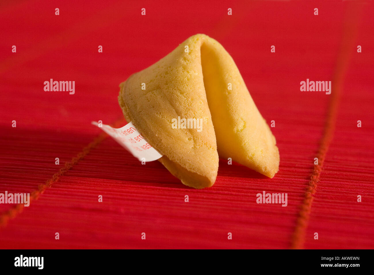 Fortune cooky hires stock photography and images Alamy