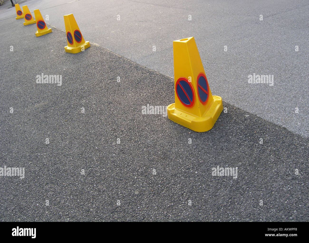 no parking traffic cones Stock Photo Alamy