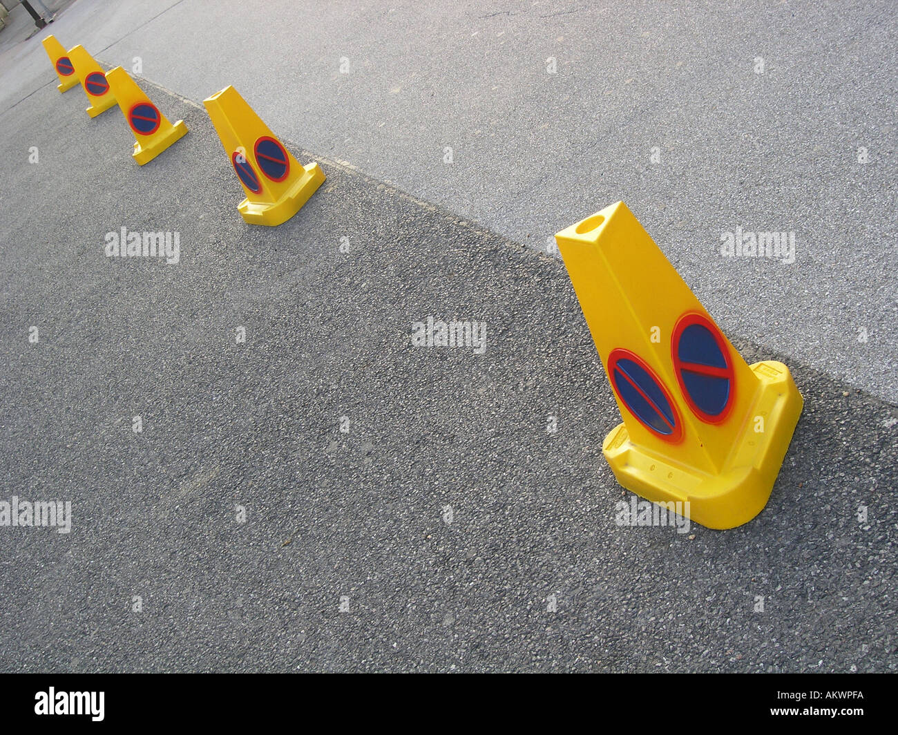 no parking traffic cones Stock Photo Alamy