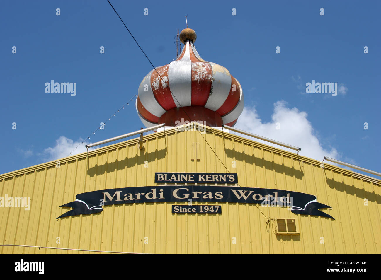 mardi gras world algiers