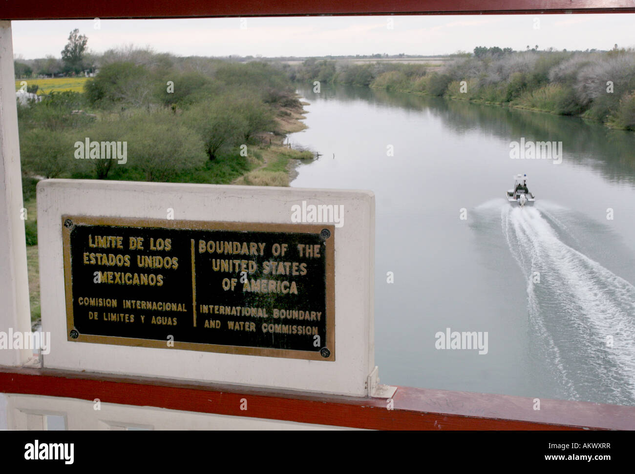 border United States Mexico Rio Grande river border patrol boat
