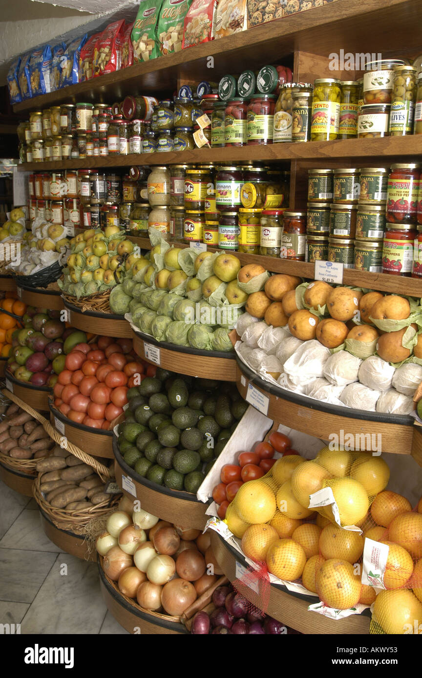 Grocery store interior produce hi-res stock photography and images - Alamy
