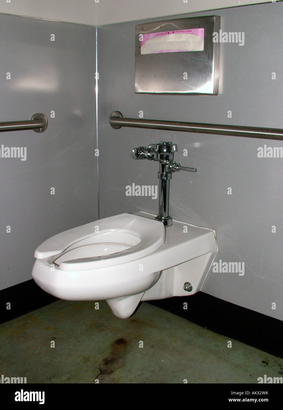 Womans toilet hi-res stock photography and images - Alamy