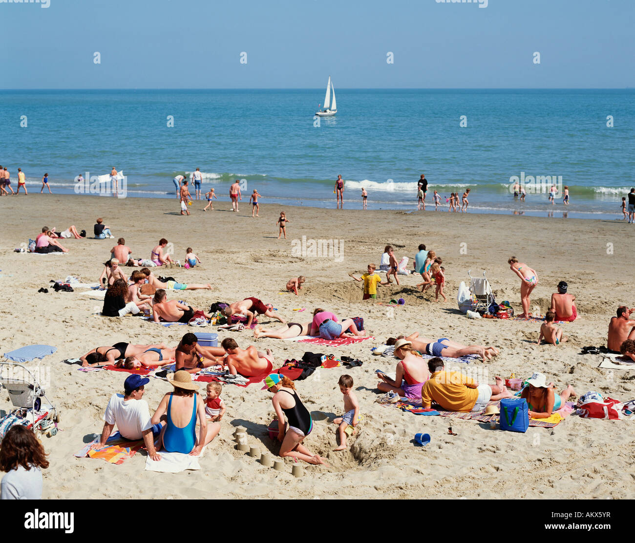GB KENT FOLKESTONE EAST CLIFF SANDS Stock Photo Alamy