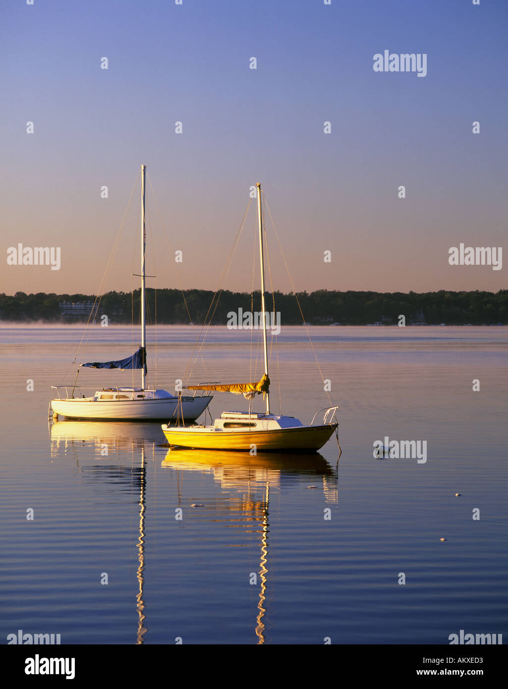 Lake geneva wisconsin hires stock photography and images Alamy