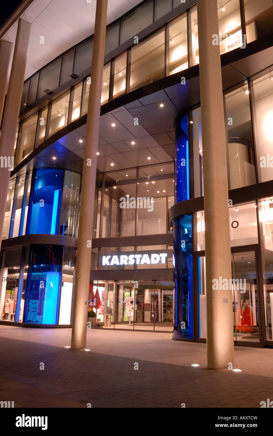 Leipzig department store karstadt hi-res stock photography and images -  Alamy