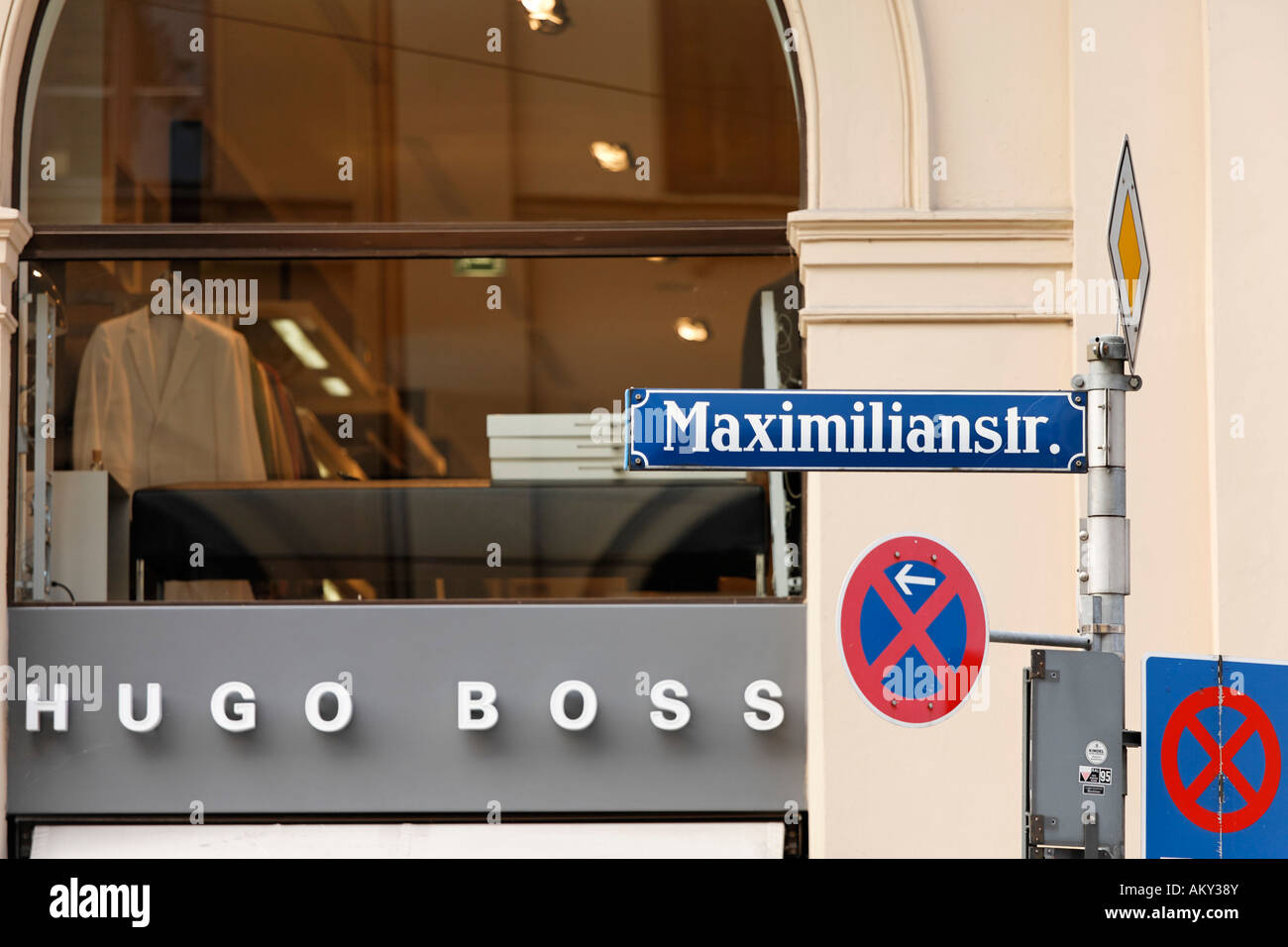 Hugo boss sign hi-res stock photography and images - Alamy