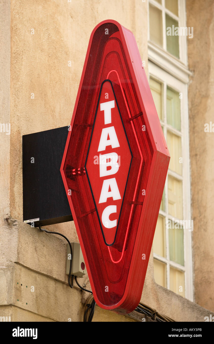 Tobacconist, Tabac Neon sign in Aix En Provence, Provence, France Stock