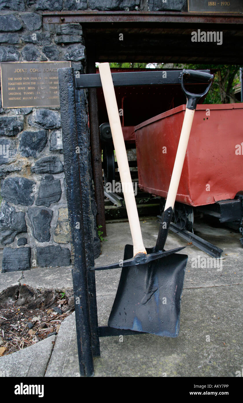 Coal miners pick and shovel, part of Mount Kembla Colliery,18811970