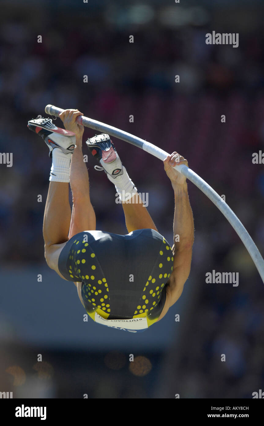 Male pole vault hires stock photography and images Alamy