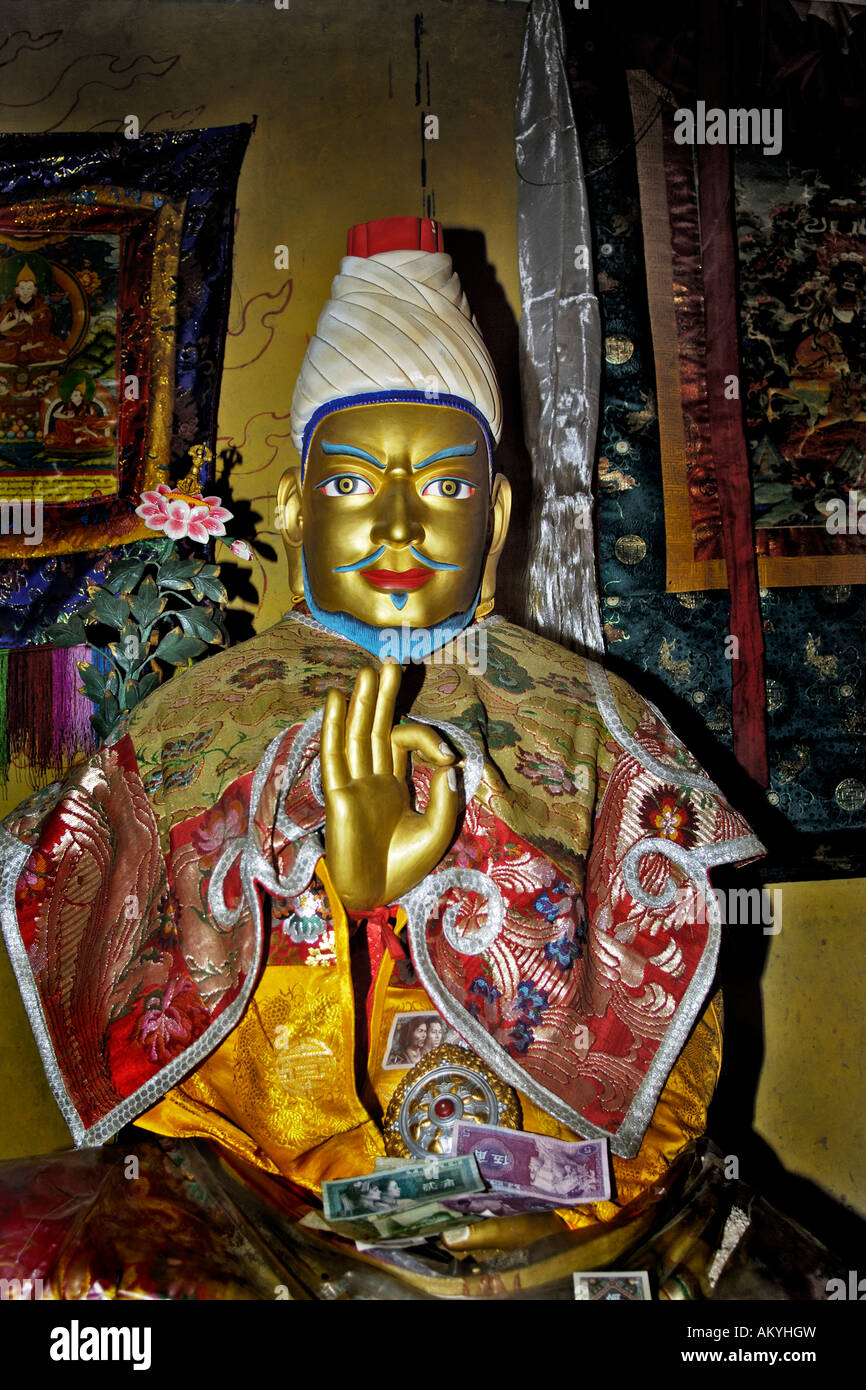 Tri Ralpachen statue, Yumbulagang fortress, Tibet Stock Photo Alamy