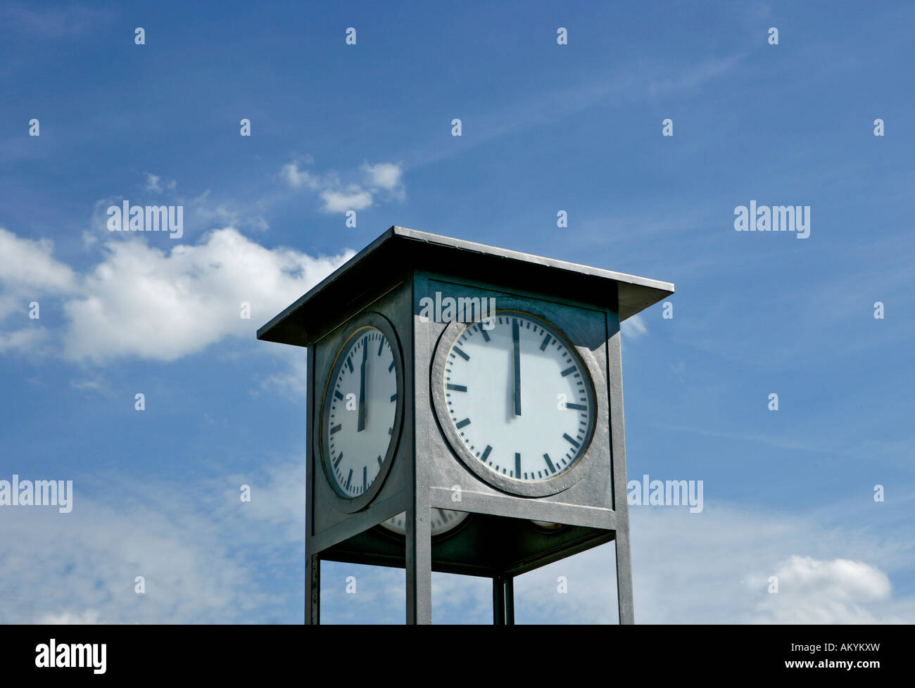 Clock showing 12 noon Stock Photo Alamy