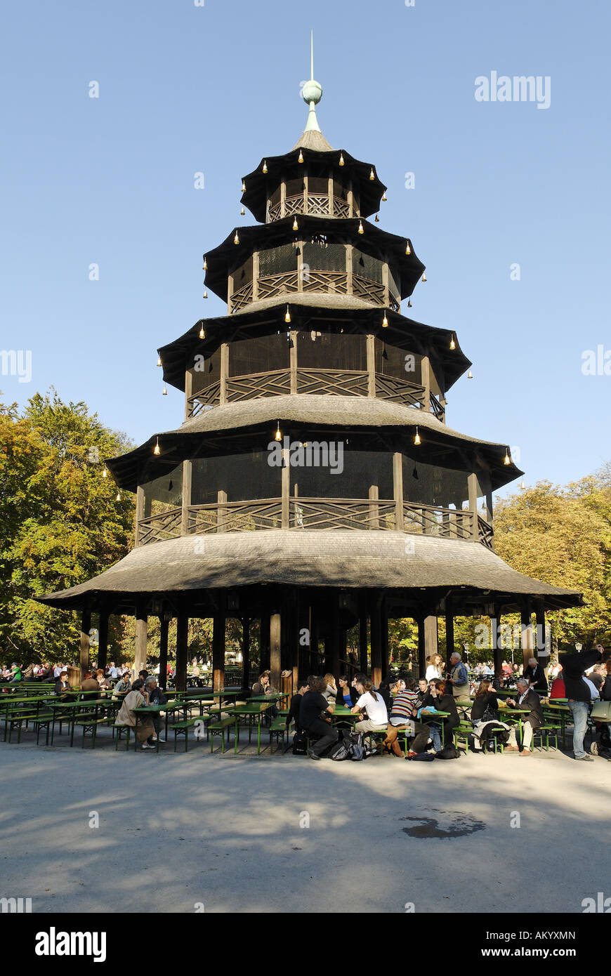Beer garden, Chinesischer Turm, chinese tower, Englischer Garten