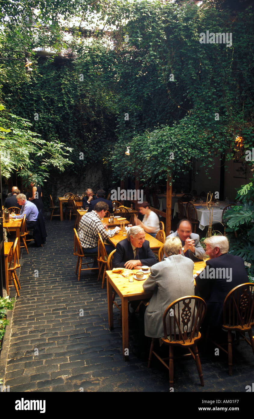 Glasgow ubiquitous chip hires stock photography and images Alamy