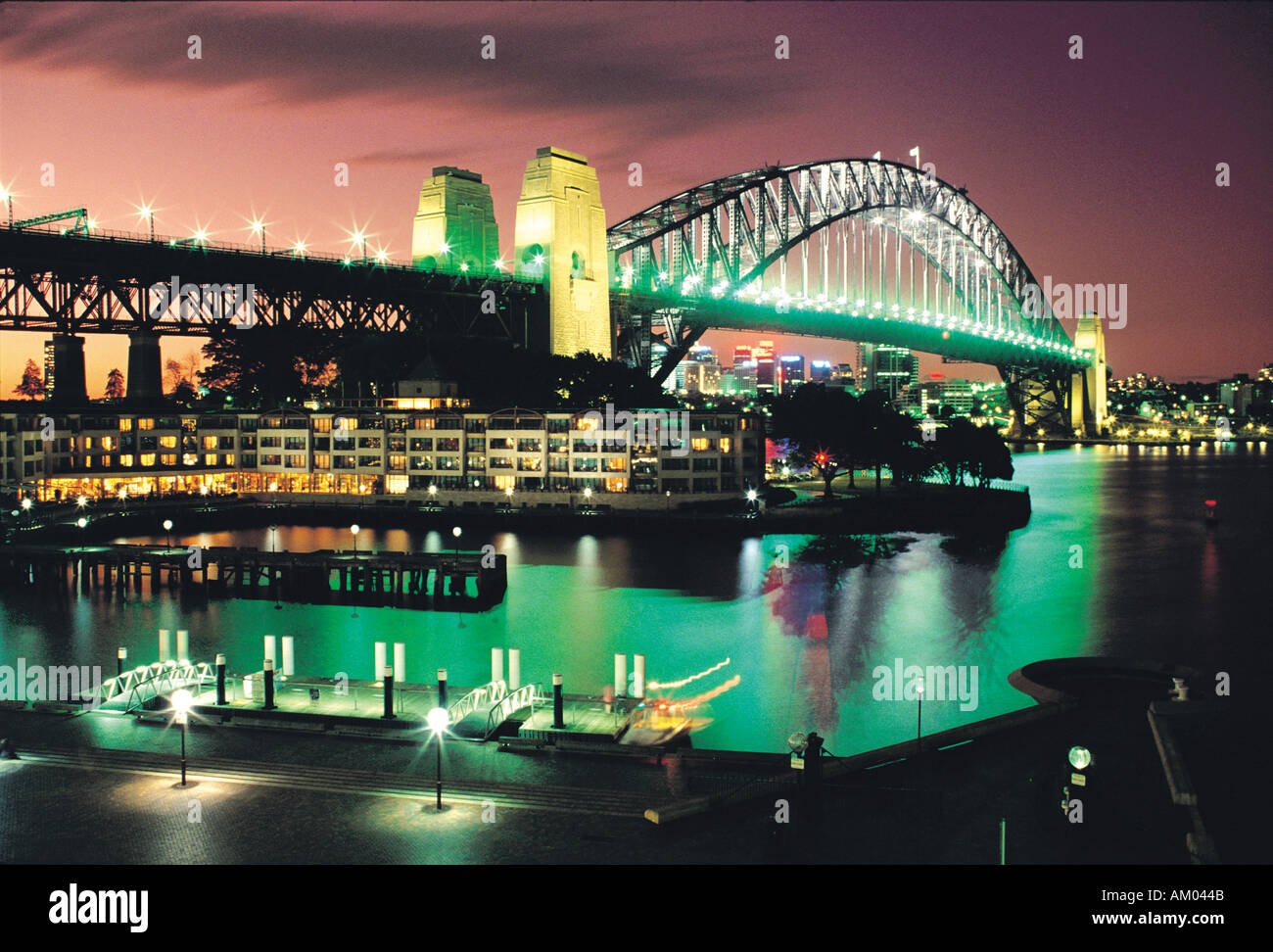 Sydney Harbour Bridge at Night Stock Photo - Alamy
