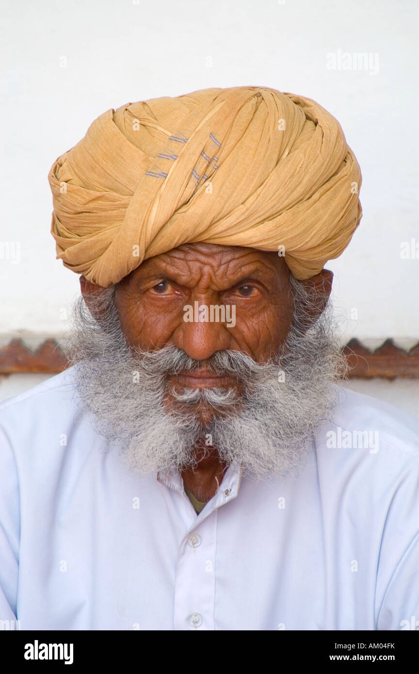 A Rajasthani musician at Mehrangharh Fort in Jodhpur, Rajasthan, India. - Stock Image