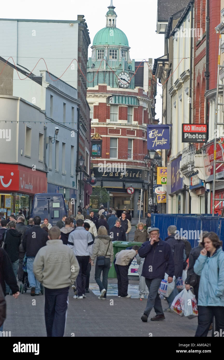 Merthyr tydfil town centre hires stock photography and images Alamy