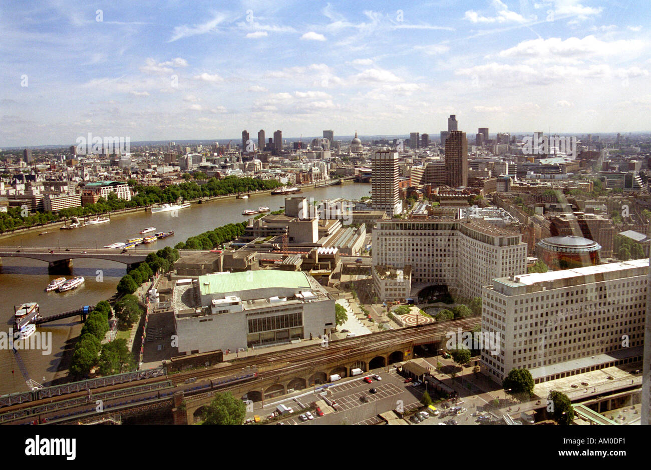 Aerial photograph city hall london hi-res stock photography and images ...