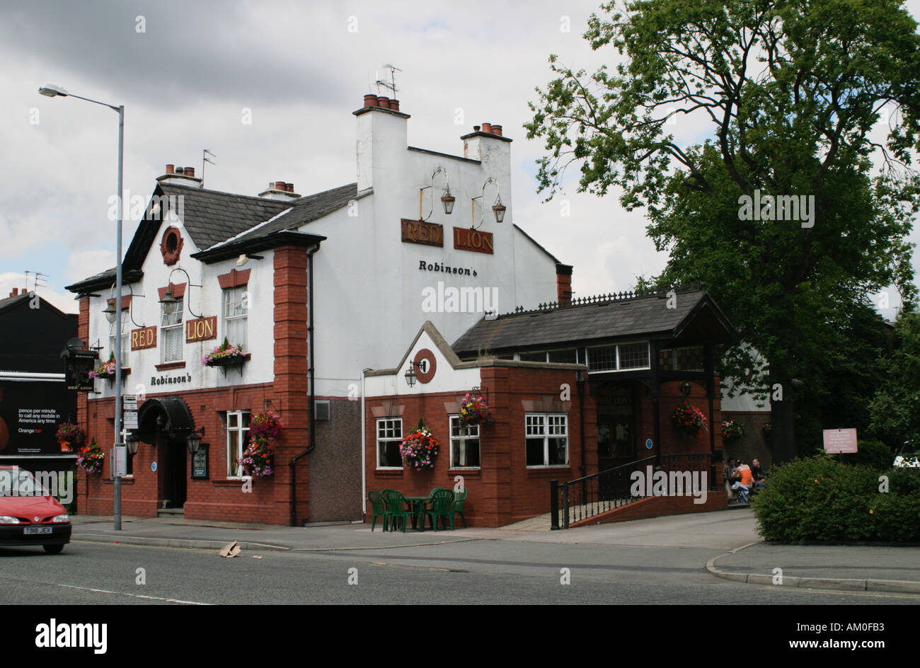 The Red Lion, Cheadle Village, Stockport, Cheshire Stock Photo