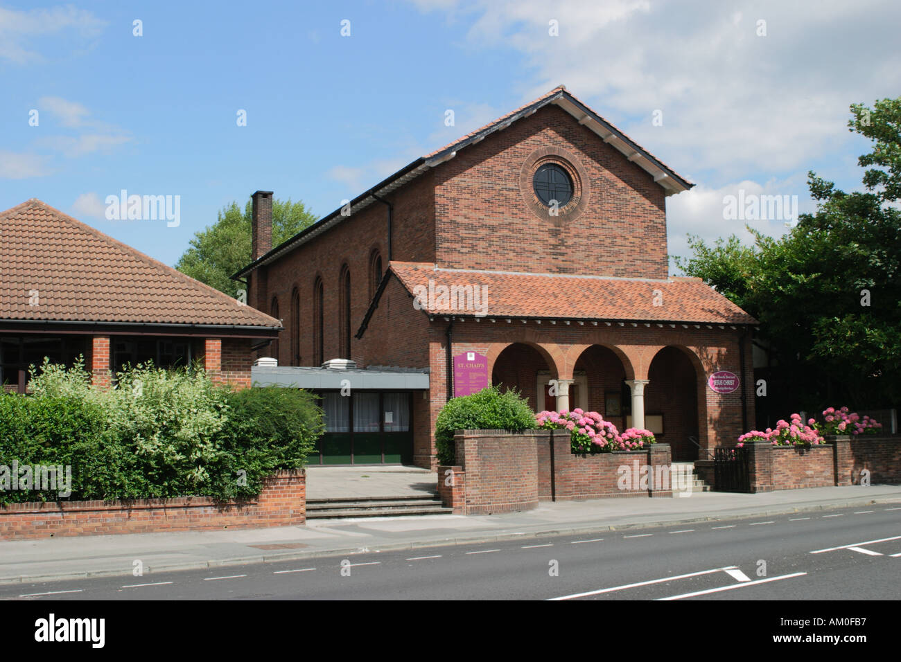 St. Chad's Church in Cheadle Village, Stockport, Cheshire Stock Photo