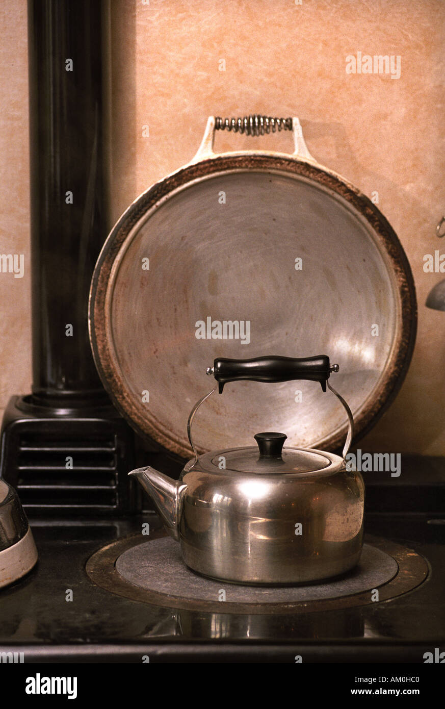 Farmhouse kitchen aga hires stock photography and images Alamy