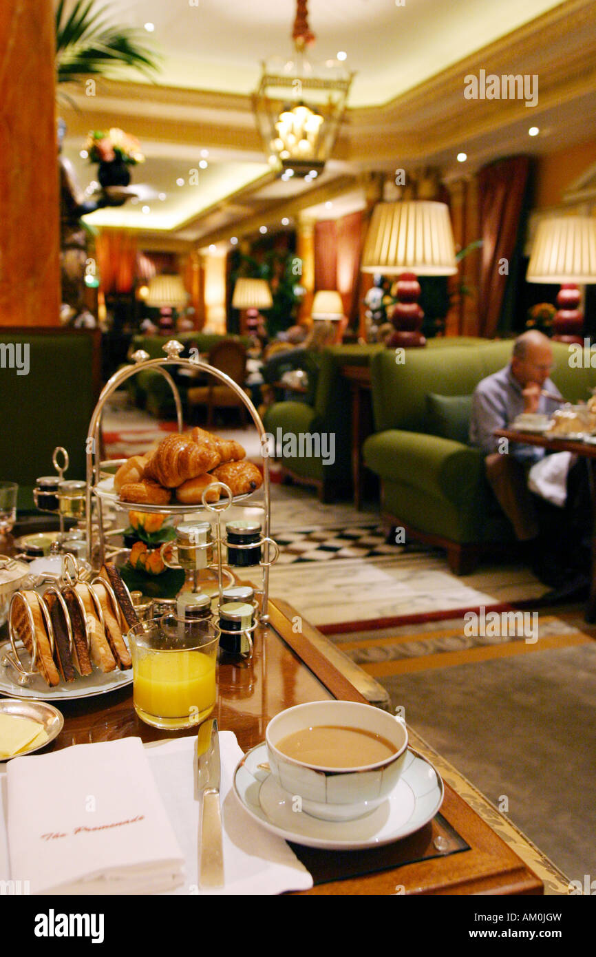 The dorchester restaurant london hires stock photography and images