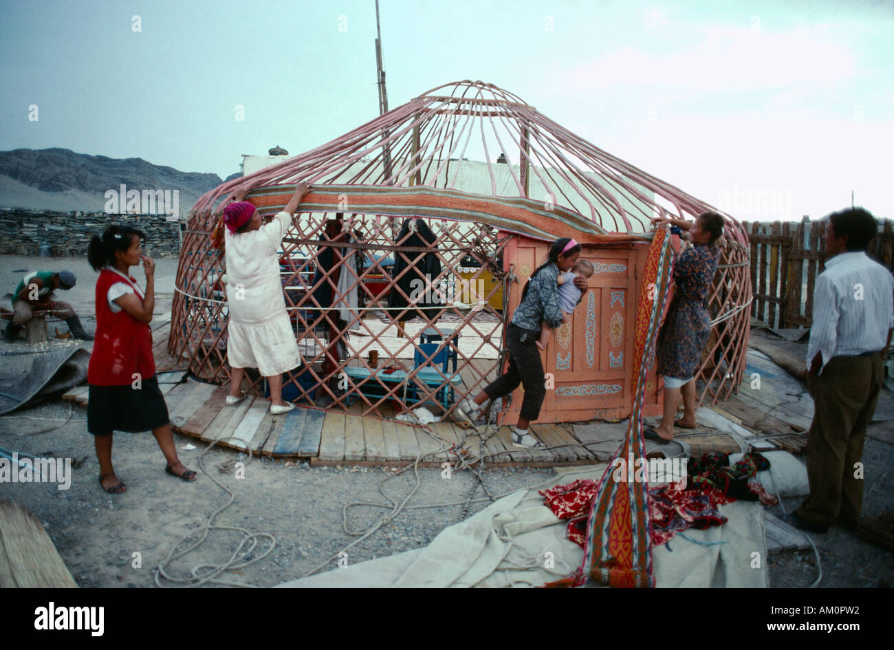Children yurt mongolia hi-res stock photography and images - Alamy