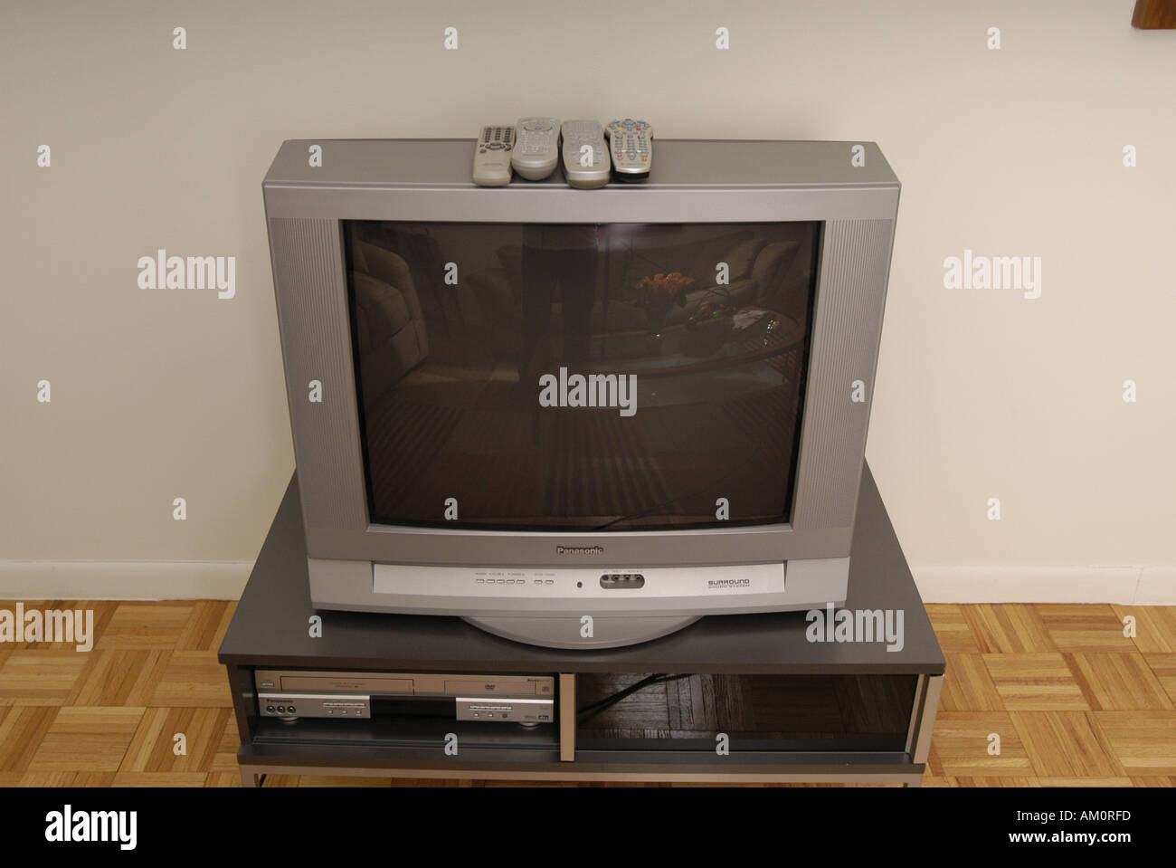 Tv Television Flat Screen Flat Panel Tv Stand Dvd Player Entertainment Family Viewing Cable Screen Commericials Stock Photo Alamy