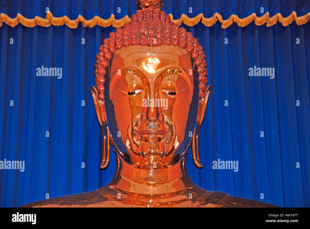 Golden buddha, Wat Traimitr, Bangkok, Thailand Stock Photo