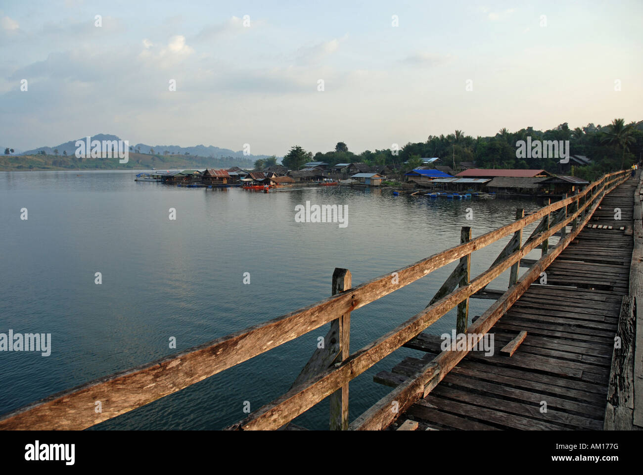 Uttamanusorn (Mon Bridge), Sanklaburi to Waeng Khan, the longest wooden bridge in Thailand, Asia Stock Photo