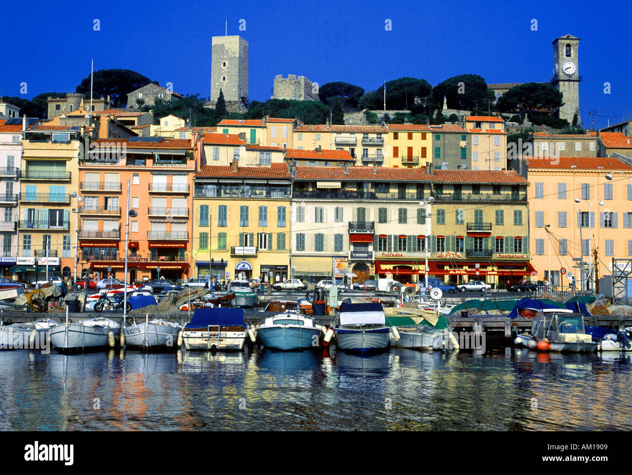 LE SUQUET CANNES FRENCH RIVIERA FRANCE Stock Photo: 1317128 - Alamy
