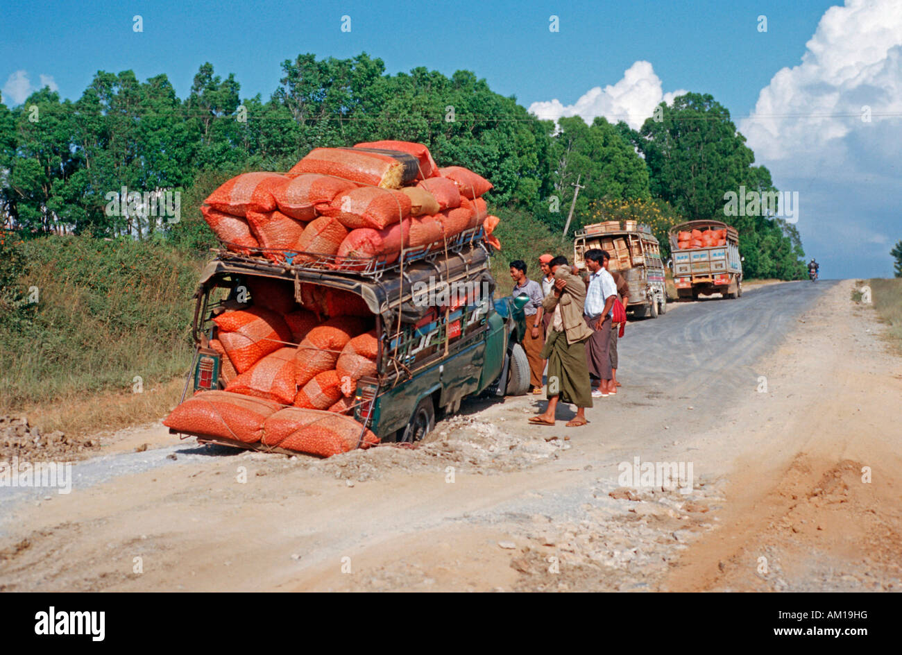 Cramped pickup with broken axle, Burma, Asia Stock Photo