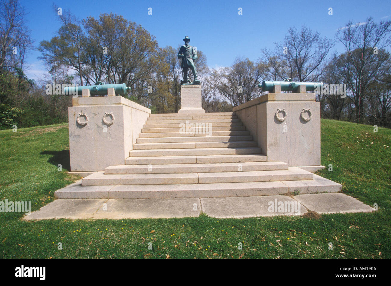 Memorial and statue of William F Vilas Lt Col commanding the 23rd Wisconsin Infantry at Seige of Vicksburg Stock Photo