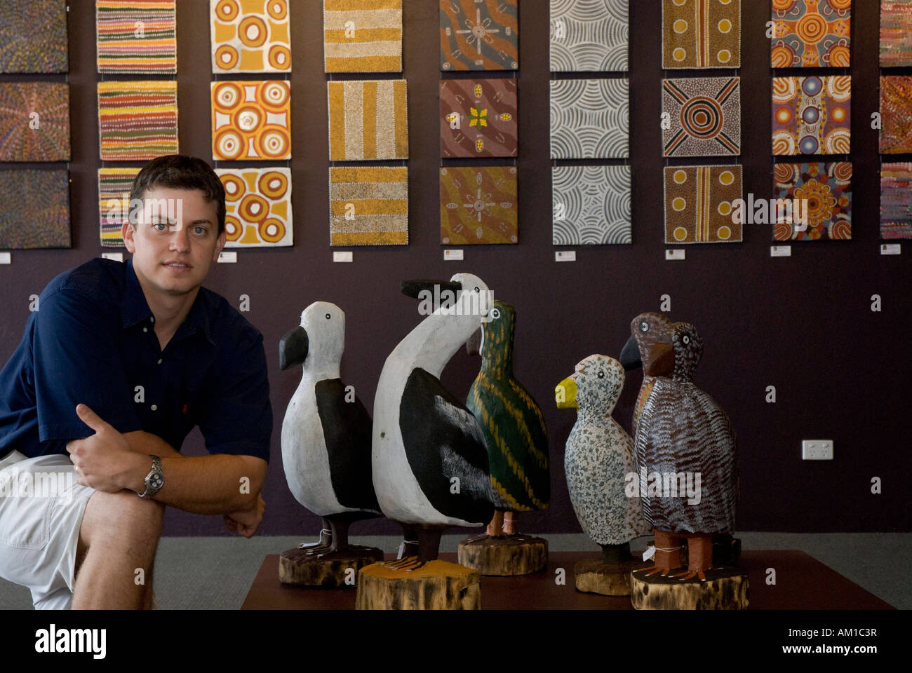 Aboriginal art gallery alice springs hires stock photography and images Alamy